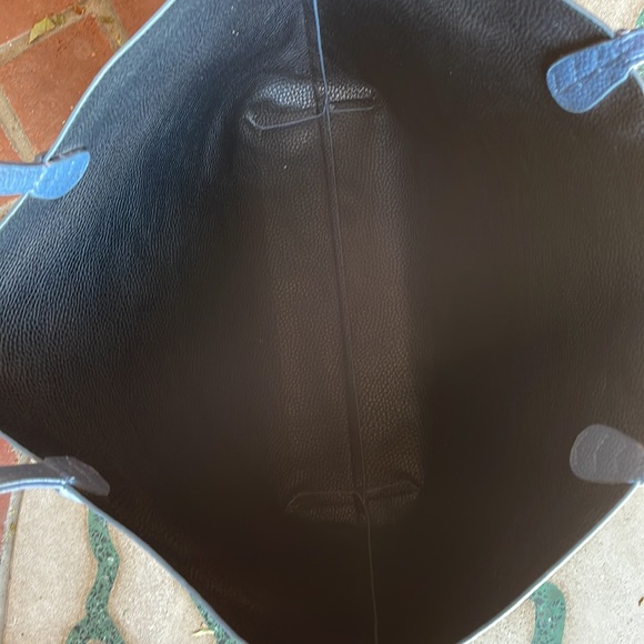 BCBG // Paris Vegan Pebble Leather Tote Bag with Charm Sky Blue Large XL - Picture 7 of 11